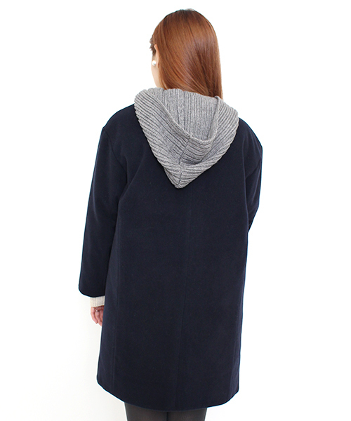 Kastane（カスタネ）の「蓄熱裏地ニットフードコート（ダウンジャケット/コート・レディース・アイボリー/ネイビー/キャメル・FREE）」の17枚目の写真