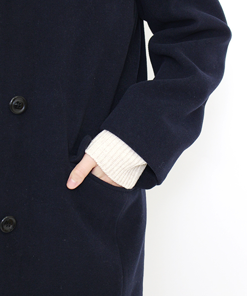 Kastane（カスタネ）の「蓄熱裏地ニットフードコート（ダウンジャケット/コート・レディース・アイボリー/ネイビー/キャメル・FREE）」の18枚目の写真