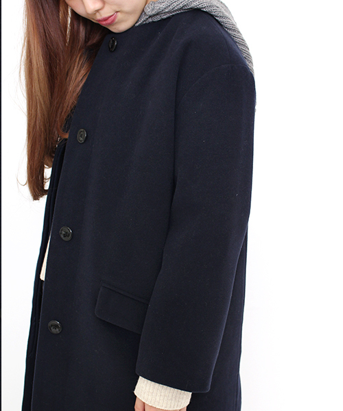 Kastane（カスタネ）の「蓄熱裏地ニットフードコート（ダウンジャケット/コート・レディース・アイボリー/ネイビー/キャメル・FREE）」の19枚目の写真