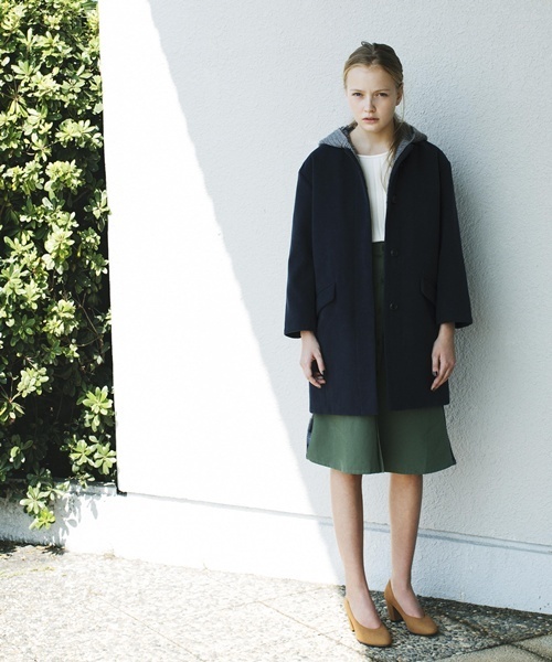 Kastane（カスタネ）の「蓄熱裏地ニットフードコート（ダウンジャケット/コート・レディース・アイボリー/ネイビー/キャメル・FREE）」の13枚目の写真