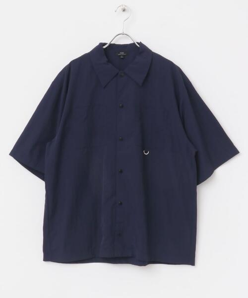 ITEMS URBANRESEARCH(アイテムズ アーバンリサーチ)の「『撥水/イージーケア/接触冷感/UVカット』タスランナイロンスナップボタン半袖シャツ(シャツ/ブラウス・メンズ・ネイビー/チャコールグレー/ブラック・LARGE/MEDIUM)」の17枚目の写真