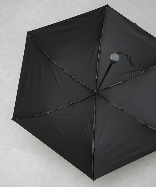 Traditional Weatherwear（トラディショナルウェザーウェア）の「Traditional Weatherwear/LIGHT WEIGHT UMBRELLA（折りたたみ傘・レディース・シルバー/ゴールド・FREE）」の11枚目の写真