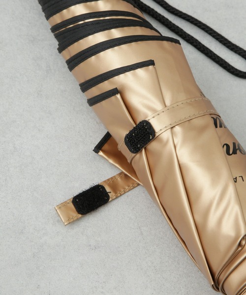 Traditional Weatherwear（トラディショナルウェザーウェア）の「Traditional Weatherwear/LIGHT WEIGHT UMBRELLA（折りたたみ傘・レディース・シルバー/ゴールド・FREE）」の6枚目の写真