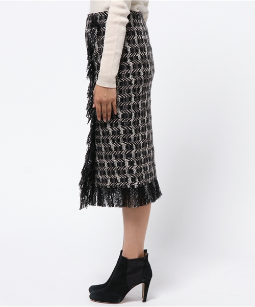 IENA（イエナ）の「TWEED フリンジスカート◆（スカート・レディース・ブラック・36/40/38）」の5枚目の写真