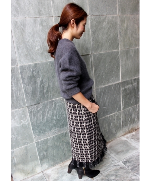 IENA（イエナ）の「TWEED フリンジスカート◆（スカート・レディース・ブラック・36/40/38）」の2枚目の写真