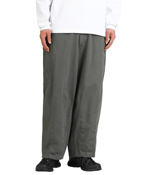 is-ness（イズネス）の「is-ness / イズネス：NU MILITARY BALLOON PANTS：1007SSPT01[NOA]（カーゴパンツ・メンズ・カーキ・L/M）」の3枚目の写真