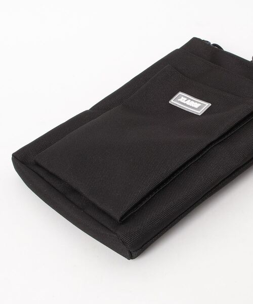 XLARGE（エクストララージ）の「RUBBER PATCHED SHOULDER BAG（ショルダーバッグ・メンズ・オリーブ/ブラック・ONE SIZE）」の19枚目の写真