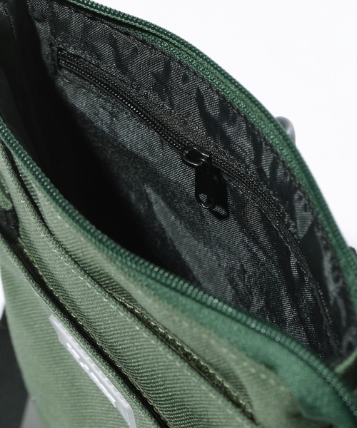 XLARGE（エクストララージ）の「RUBBER PATCHED SHOULDER BAG（ショルダーバッグ・メンズ・オリーブ/ブラック・ONE SIZE）」の15枚目の写真