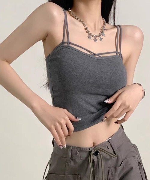 GORGE(ゴージ)の「《ダブルストラップ×美デコルテ》レディース カップ付きキャミソール インナー 重ね着 春夏秋(キャミソール・レディース・ホワイト/ベージュ/グレー/ブラック・F)」の3枚目の写真