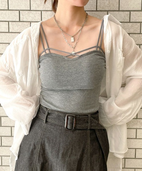 GORGE(ゴージ)の「《ダブルストラップ×美デコルテ》レディース カップ付きキャミソール インナー 重ね着 春夏秋(キャミソール・レディース・ホワイト/ベージュ/グレー/ブラック・F)」の15枚目の写真