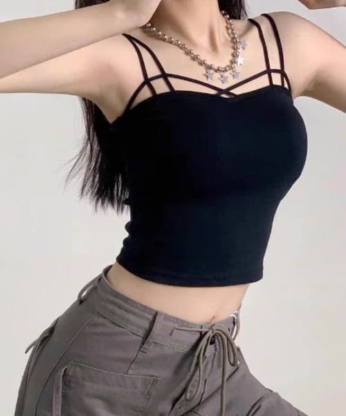 GORGE(ゴージ)の「《ダブルストラップ×美デコルテ》レディース カップ付きキャミソール インナー 重ね着 春夏秋(キャミソール・レディース・ホワイト/ベージュ/グレー/ブラック・F)」の17枚目の写真