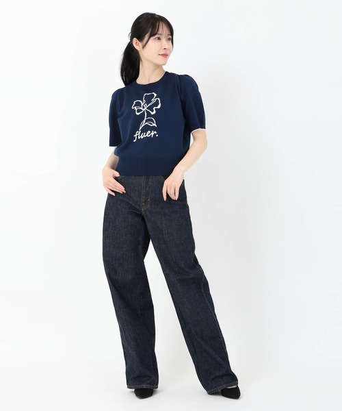 UNIVERVAL MUSE（ユニバーバル ミューズ）の「フラワーインターシャニット（ニット/セーター・レディース・ネイビー/オフホワイト・2）」の11枚目の写真