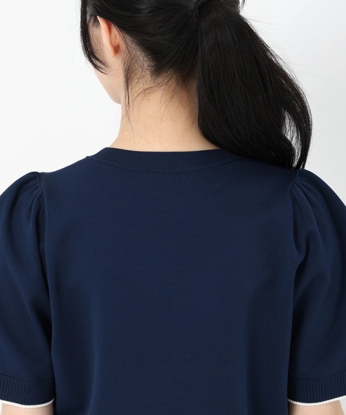 UNIVERVAL MUSE（ユニバーバル ミューズ）の「フラワーインターシャニット（ニット/セーター・レディース・ネイビー/オフホワイト・2）」の9枚目の写真