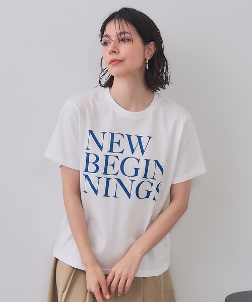 OPAQUE.CLIP(オペークドットクリップ)の「BIGロゴTシャツ【洗濯機洗い可】(Tシャツ/カットソー・レディース・ホワイト/チャコールグレー/ライトグリーン・00)」の1枚目の写真