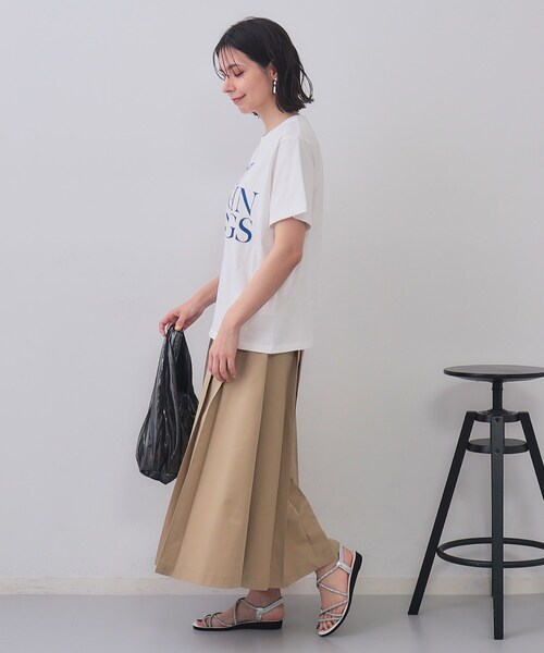 OPAQUE.CLIP(オペークドットクリップ)の「BIGロゴTシャツ【洗濯機洗い可】(Tシャツ/カットソー・レディース・ホワイト/チャコールグレー/ライトグリーン・00)」の6枚目の写真