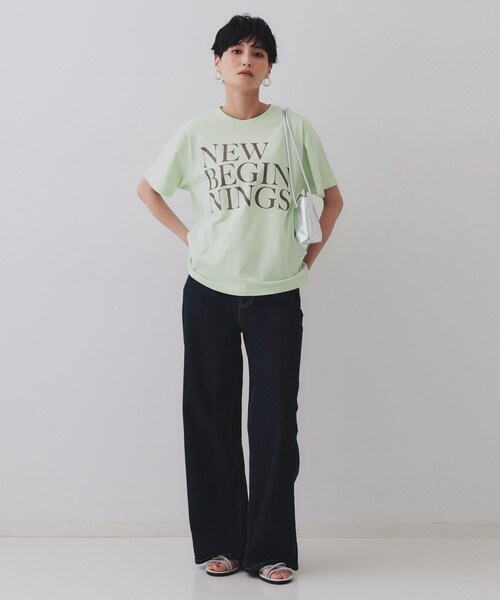 OPAQUE.CLIP(オペークドットクリップ)の「BIGロゴTシャツ【洗濯機洗い可】(Tシャツ/カットソー・レディース・ホワイト/チャコールグレー/ライトグリーン・00)」の13枚目の写真