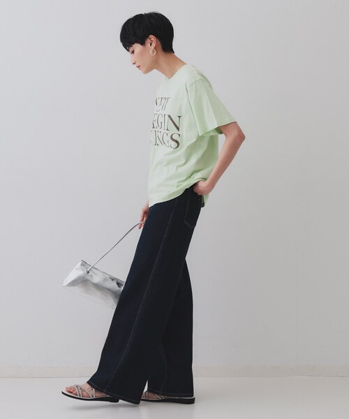 OPAQUE.CLIP(オペークドットクリップ)の「BIGロゴTシャツ【洗濯機洗い可】(Tシャツ/カットソー・レディース・ホワイト/チャコールグレー/ライトグリーン・00)」の14枚目の写真