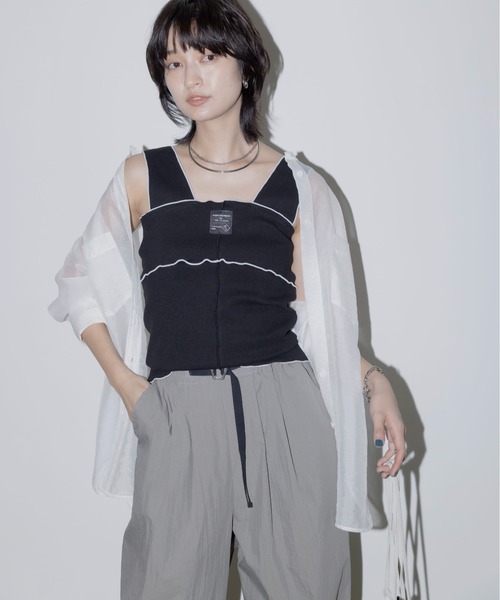 Eimee Law（エイミーロウ）の「配色メロウ テレコタンク（タンクトップ・レディース・ブラック/オフホワイト/ネイビー/モカ・FREE）」の3枚目の写真