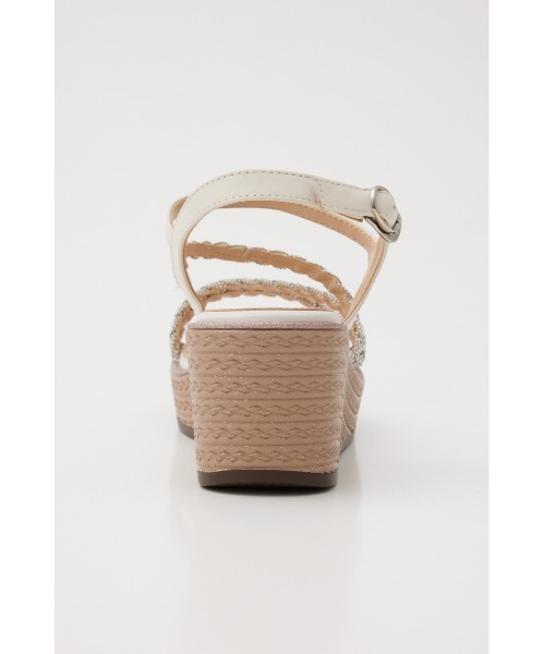 STACCATO（スタッカート）の「プルスコードストラップウェッジヒールサンダル（サンダル・レディース・ライトオレンジ系/ホワイト・22.5cm/23.5cm/24.5cm/23.0cm/24.0cm）」の13枚目の写真