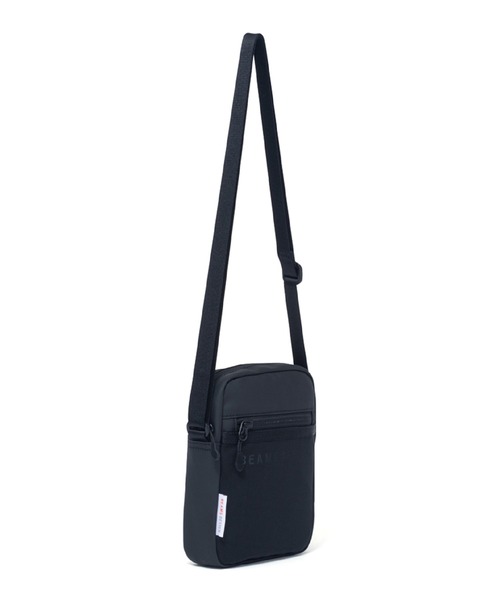BEAMS DESIGN（ビームス デザイン）の「BEAMSDESIGN（ビームスデザイン）エラスティックメッシュ ショルダーバッグ（ショルダーバッグ・メンズ・グレー/ネイビー/ブラック/サンドベージュ/ライトグレー・FREE）」の9枚目の写真