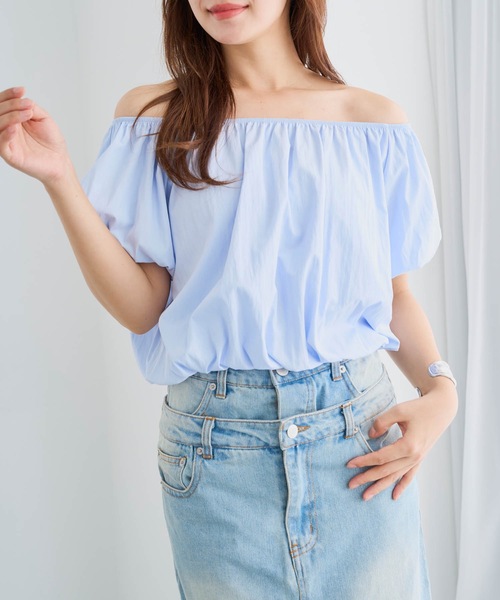 M y u(ミュー)の「【ZOZO限定アイテム】バルーンシャーリングオフショルトップス(シャツ/ブラウス・レディース・ピンク/ブルー/アイボリー・FREE)」の2枚目の写真