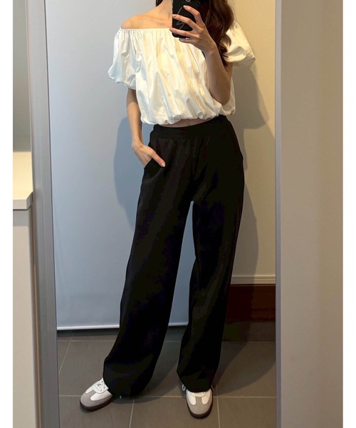 M y u(ミュー)の「【ZOZO限定アイテム】バルーンシャーリングオフショルトップス(シャツ/ブラウス・レディース・ピンク/ブルー/アイボリー・FREE)」の4枚目の写真