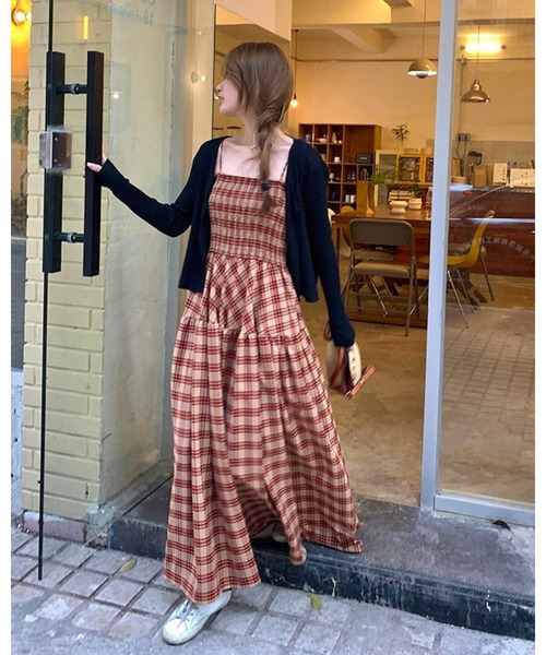 FUNdaysion(ファンデイション)の「チェック柄ロングフレアキャミワンピース(ワンピース・レディース・ネイビー/ベージュ/レッド・M)」の22枚目の写真