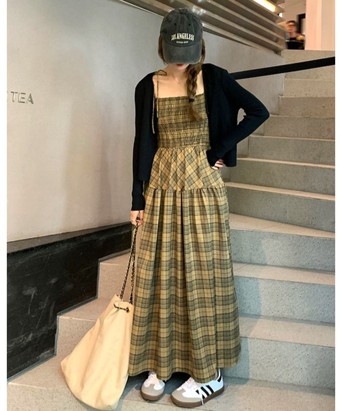 FUNdaysion(ファンデイション)の「チェック柄ロングフレアキャミワンピース(ワンピース・レディース・ネイビー/ベージュ/レッド・M)」の8枚目の写真