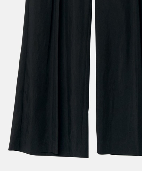 LE CIEL BLEU（ルシェルブルー）の「ワイドレッグタックパンツ / Wide Leg Tuck Pants（その他パンツ・レディース・ライトグレー/ブラック・38/36/34）」の10枚目の写真