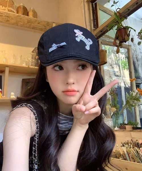 gossip!ロサンゼルス(ゴシップロサンゼルス)の「パッチアクセント ガーリーハンチング(ハンチング/ベレー帽・レディース・ベージュ/ブラック・FREE)」の17枚目の写真