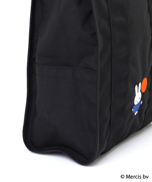 Manhattan Portage（マンハッタンポーテージ）の「SERENE TOTE BAG 500D CORDURA MIFFY 70TH（トートバッグ・レディース・ブラック・MEDIUM）」の12枚目の写真