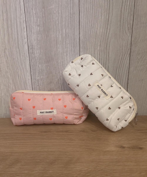 Mignonjour(ミニョンジュール)の「Mignonjour/ハート柄キルティングペンケース M2760(ペン類・レディース・ホワイト/ピンク・FREE)」の1枚目の写真