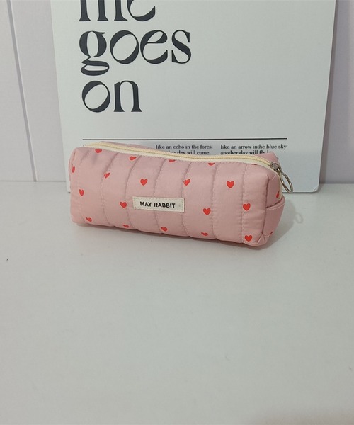 Mignonjour(ミニョンジュール)の「Mignonjour/ハート柄キルティングペンケース M2760(ペン類・レディース・ホワイト/ピンク・FREE)」の2枚目の写真