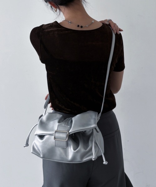 innerraum fanny pack dove ショルダーバッグ Innerraum パネル ショルダーバッグ | ブラック | FARFETCH JP