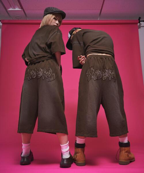 LTR DEPTH（レイターデプス）の「LTR DEPTH/ダメージアップリケショートパンツ（スウェットパンツ・メンズ・ピンク/ブラウン・LARGE/MEDIUM）」の4枚目の写真