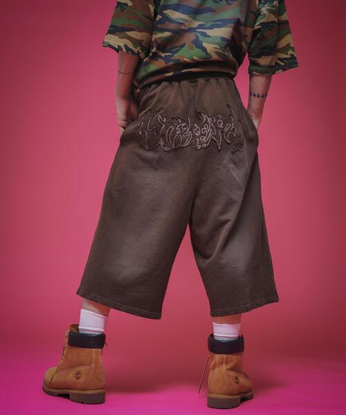 LTR DEPTH（レイターデプス）の「LTR DEPTH/ダメージアップリケショートパンツ（スウェットパンツ・メンズ・ピンク/ブラウン・LARGE/MEDIUM）」の20枚目の写真