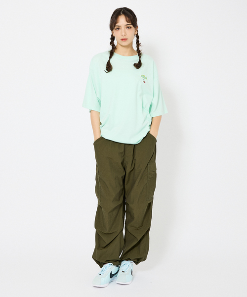 FRUIT OF THE LOOM（フルーツオブザルーム）の「【FRUIT OF THE LOOM/フルーツ オブ ザ ルーム】SESAME STREET×FTL Illust T-Shirt コラボ半袖Tシャツ/プリント（Tシャツ/カットソー・メンズ・ブラック/ブルー系その他・S/M/L）」の7枚目の写真