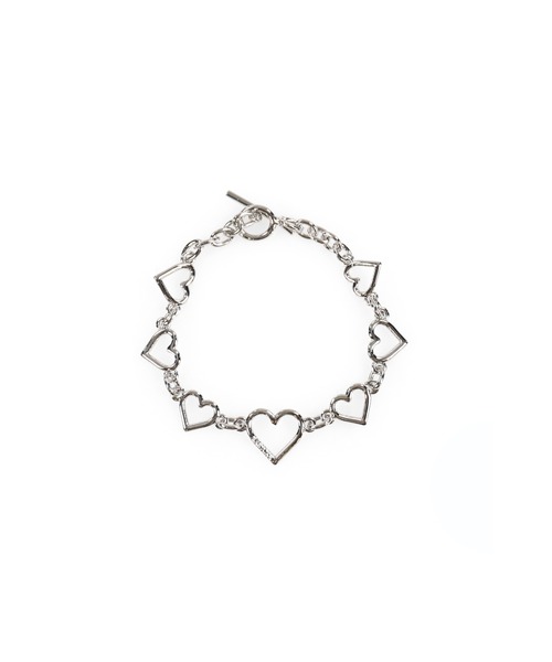 BASICKS(ベイシックス)の「HEART SHAPED BRACELET(ブレスレット・レディース・シルバー・MEDIUM/SMALL)」の1枚目の写真