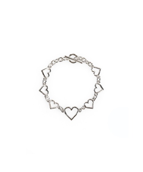BASICKS(ベイシックス)の「HEART SHAPED BRACELET(ブレスレット・レディース・シルバー・MEDIUM/SMALL)」の2枚目の写真
