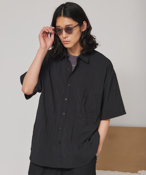 SEN TOKYO(セントーキョー)の「ファスナーポケット半袖シャツ(シャツ/ブラウス・メンズ・ベージュ/ブラック・L/M)」の6枚目の写真