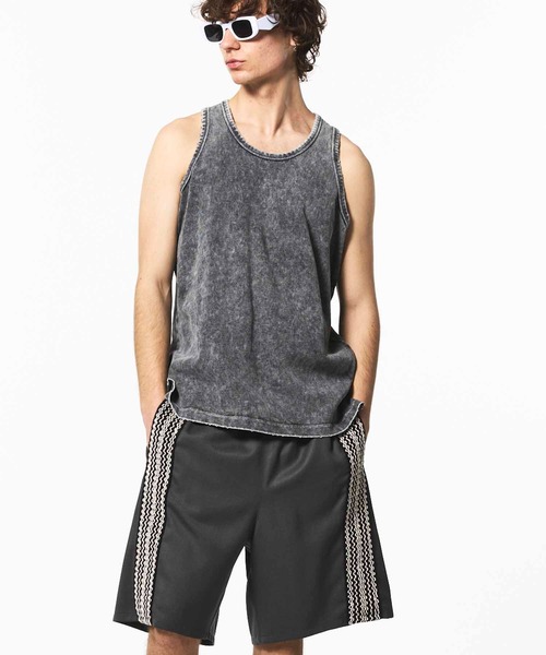 MAISON SPECIAL(メゾンスペシャル)の「《UNISEX》Chemical Over-Dye Fraise Layered Square Tank Top/ケミカルオーバーダイフライスレイヤードスクエアタンクトップ【MAISON SPECIAL/メゾンスペシャル】(タンクトップ・メンズ・ブラック/ホワイト・2/1)」の11枚目の写真