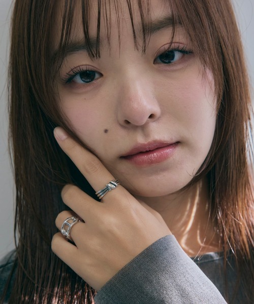GRAiL(accessories)(グレイル(アクセサリー))の「angel ring(リング・メンズ・シルバー・ONE SIZE)」の17枚目の写真