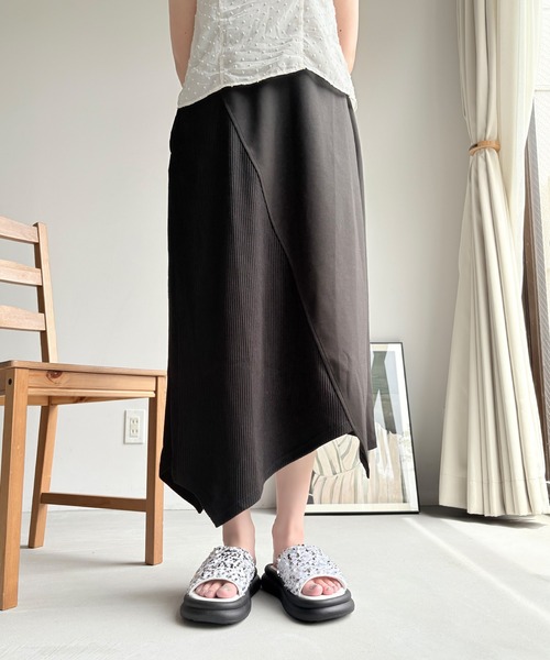 LUGG NAGG(ラグナグ)の「【Design Note】【厚底】プラットフォームスライドラメサンダル(サンダル・レディース・シルバー/ブラック/ホワイト・L/LL/M/S)」の6枚目の写真