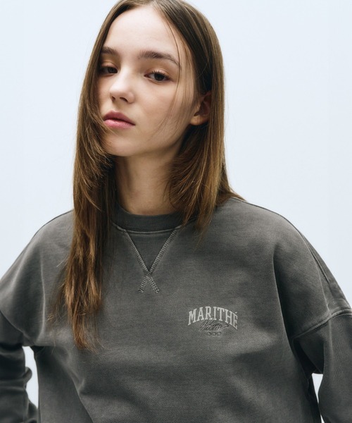 MARITHE + FRANCOIS GIRBAUD(マリテフランソワジルボー)の「PIGMENT OVERSIZED SWEATSHIRT(スウェット・レディース・ブルー系その他/チャコール・MEDIUM/LARGE/X-LARGE)」の7枚目の写真