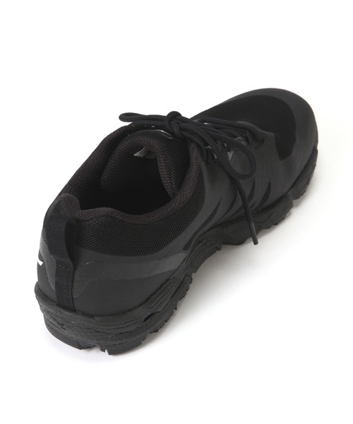 MARGARET HOWELL(マーガレットハウエル)の「MIZUNO HIKING SHOES(スニーカー・メンズ・ブラック・25.5/27.5)」の5枚目の写真