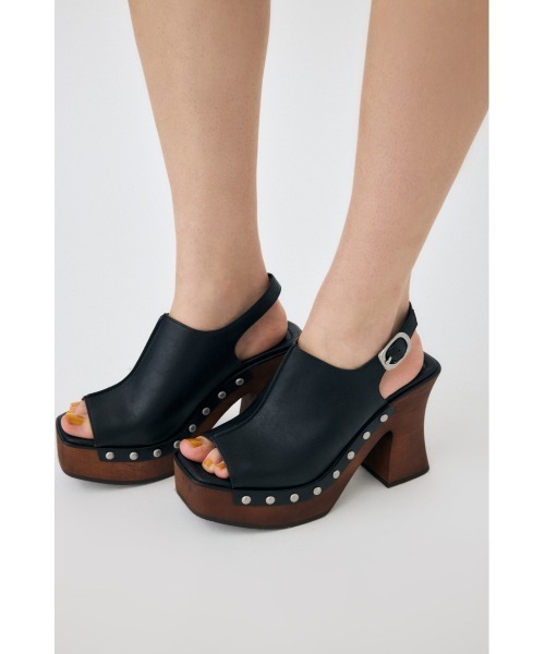 MOUSSY（マウジー）の「PLATFORM WOOD サンダル（サンダル・レディース・ブラウン/ブラック・SMALL/MEDIUM/LARGE）」の3枚目の写真