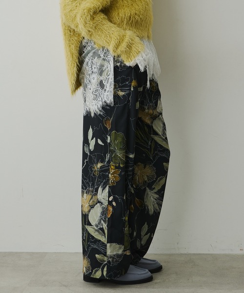 LA BELLE ETUDE（ラベルエチュード）の「オリジナルvintageフラワープリントストレートパンツ（その他パンツ・レディース・ホワイト/ブラウン/ブラック・0/1）」の22枚目の写真