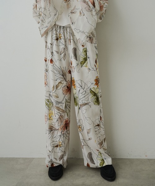 LA BELLE ETUDE（ラベルエチュード）の「オリジナルvintageフラワープリントストレートパンツ（その他パンツ・レディース・ホワイト/ブラウン/ブラック・0/1）」の10枚目の写真