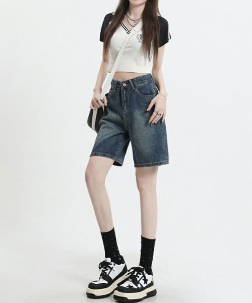 urge:(アージコロン )の「【URGE:】デニム ハーフ パンツ(デニムパンツ・レディース・ネイビー/ホワイト/ブルー・SMALL/MEDIUM/LARGE/X-LARGE)」の2枚目の写真