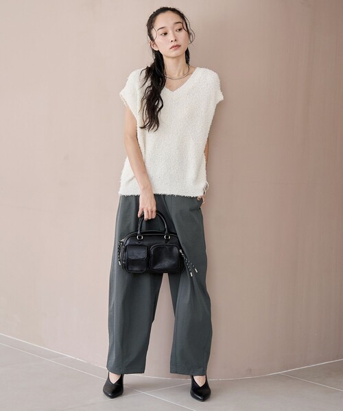 coen（コーエン）の「ポリツイルコクーンパンツ（スラックス・レディース・ダークグレー/ナチュラル/ブラック/ベージュ・M/L）」の15枚目の写真